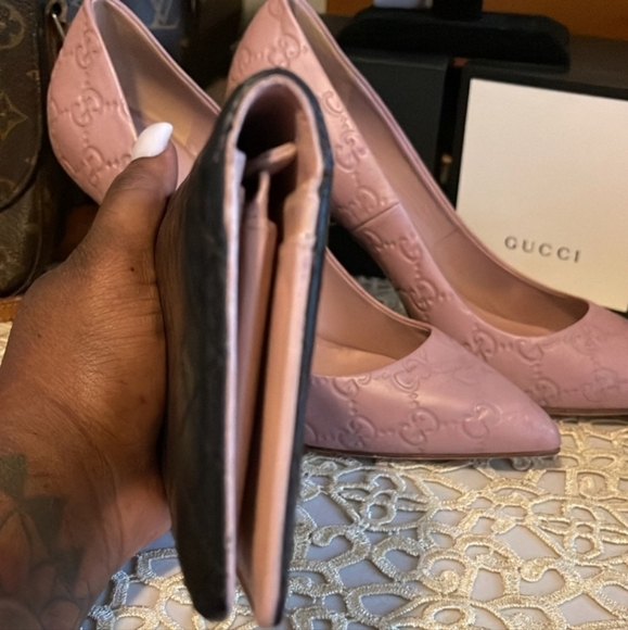 Authentic Chanel Lambskin Leather Wallet,Box, Chain, and Authenticate card - Picture 8 of 14